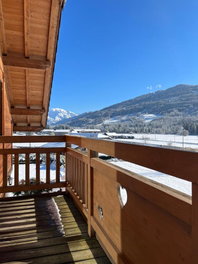 Gite Balneo Au Coeur Des Alpes Taninges Eksteriør billede
